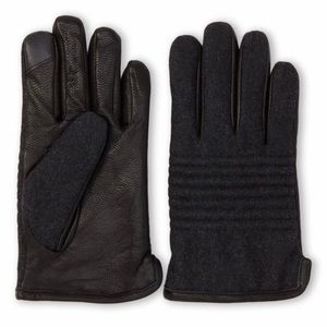 Calvin Klein Fleece Lines Gloves -size L with Touchscreen Tactiles